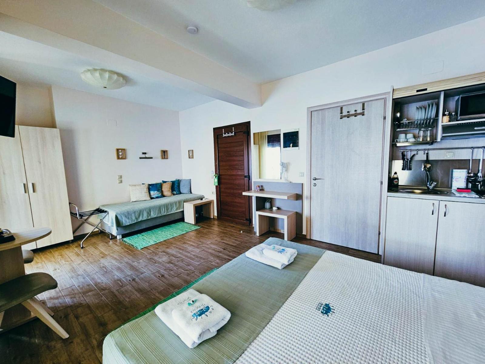 Drenia Studios Amoliani Extérieur photo